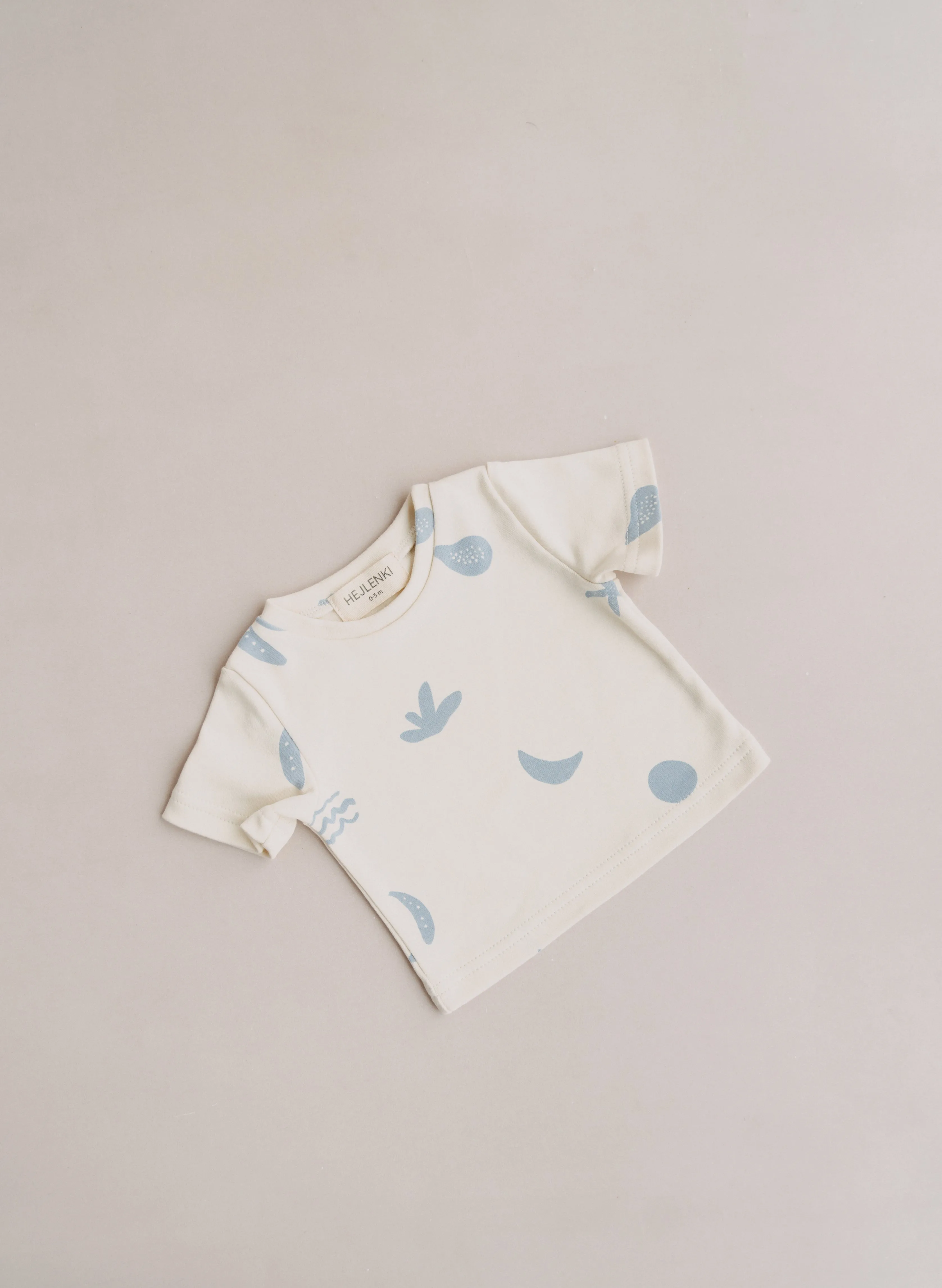 FIGURES T-SHIRT