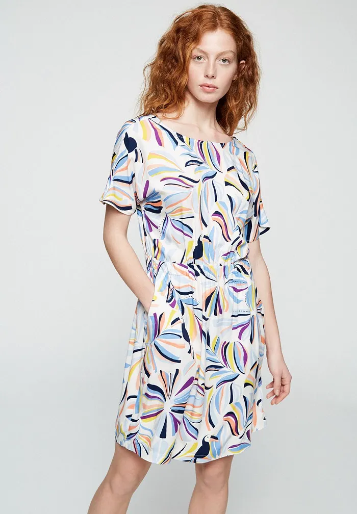  nachhaltiges Kleid 